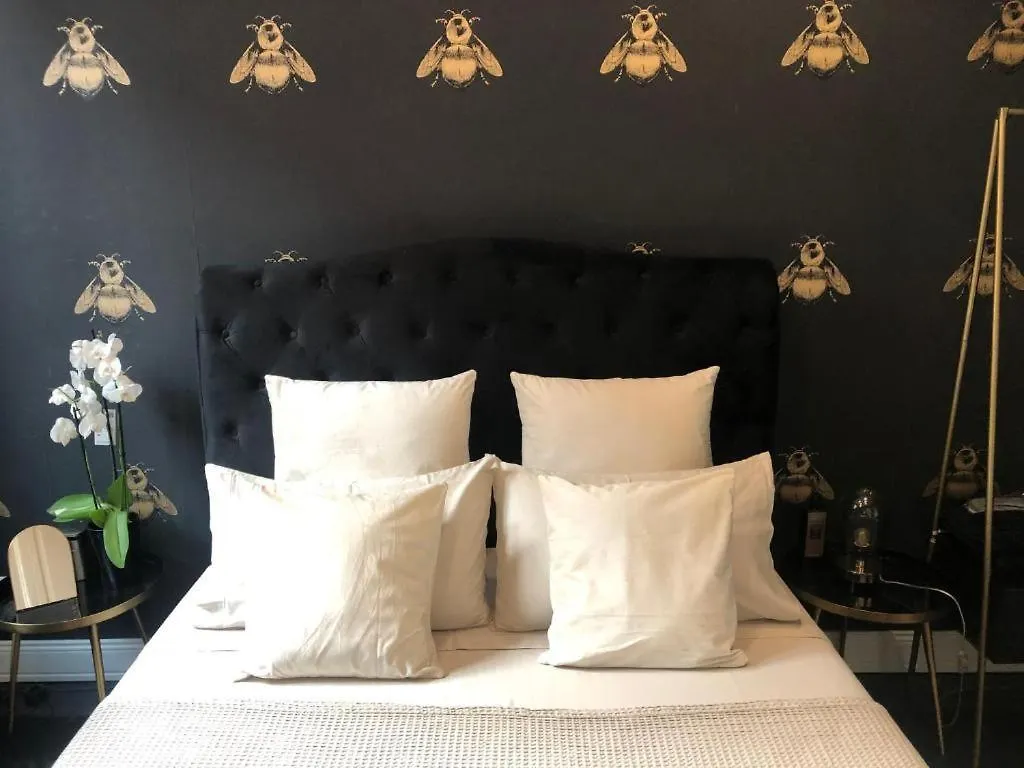 Lippi 42 Guest House Single Room'S In Villa With Garden Milan