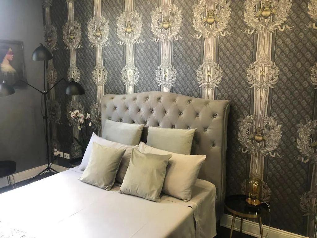 Lippi 42 Guest House Single Room'S In Villa With Garden Milan Italy