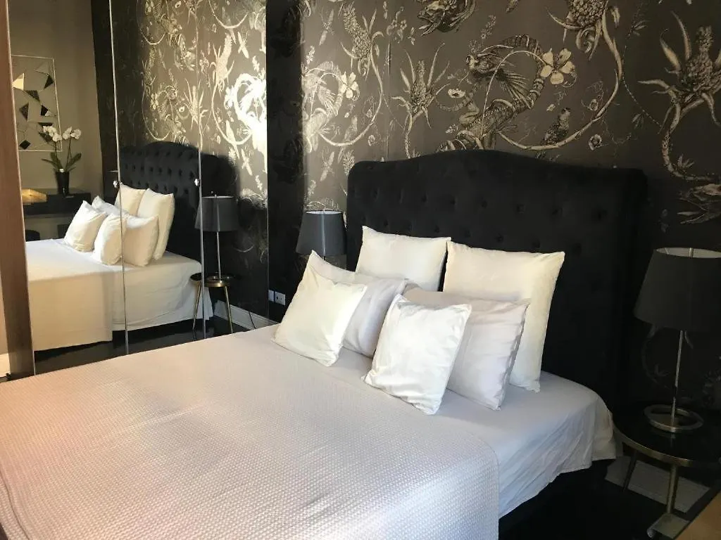 Lippi 42 Guest House Single Room'S In Villa With Garden Milan