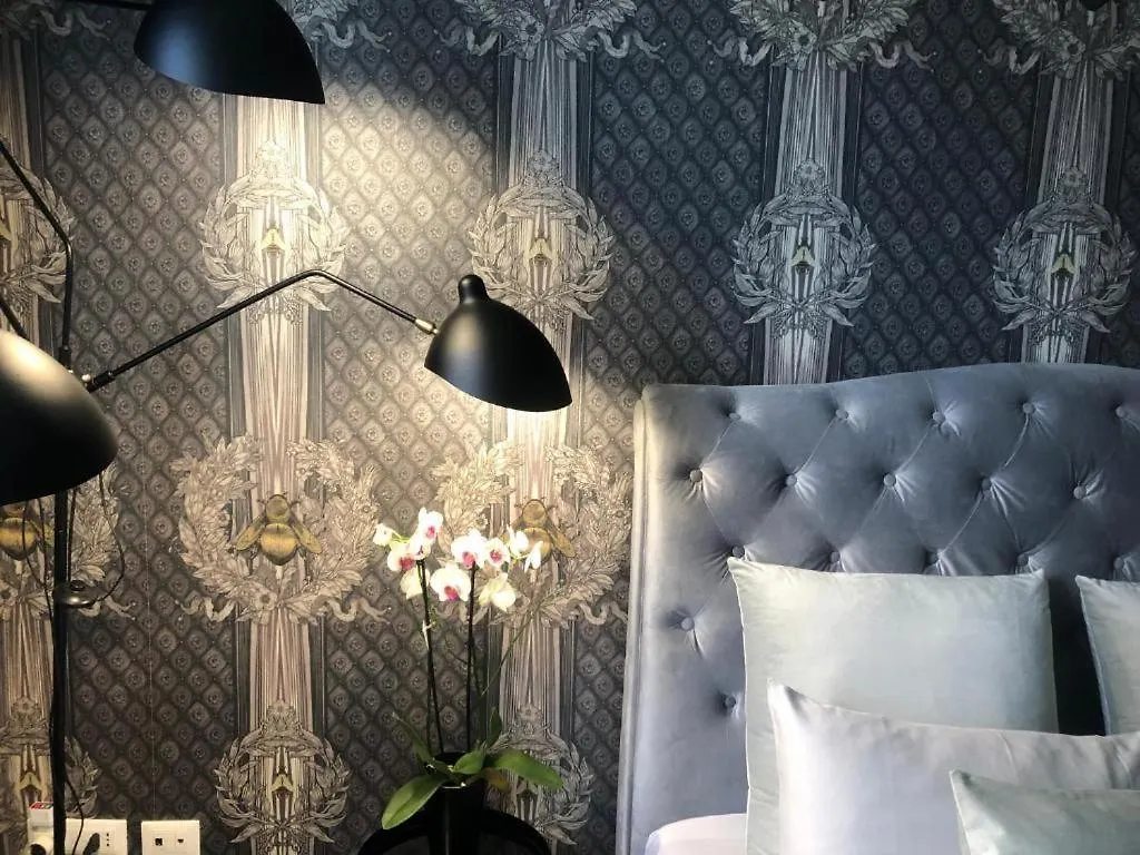 Lippi 42 Guest House Single Room'S In Villa With Garden Milan