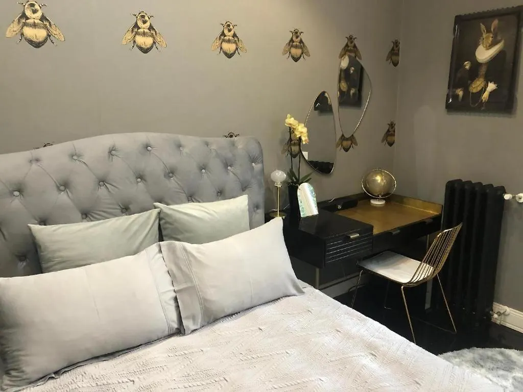 Lippi 42 Guest House Single Room'S In Villa With Garden Milan Italy